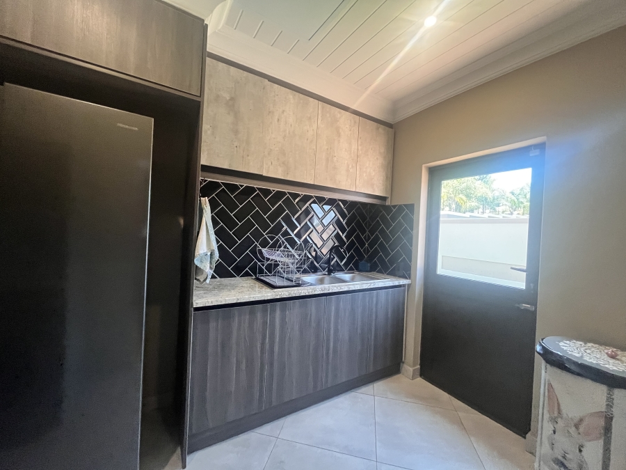To Let 4 Bedroom Property for Rent in Wilkoppies North West